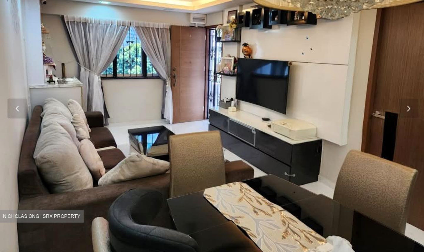 Blk 241 Jurong East Street 24 (Jurong East), HDB 3 Rooms #604796091